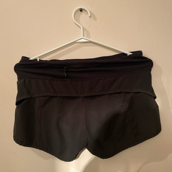 lululemon athletica Black Athletic Shorts - Picture 3 of 3